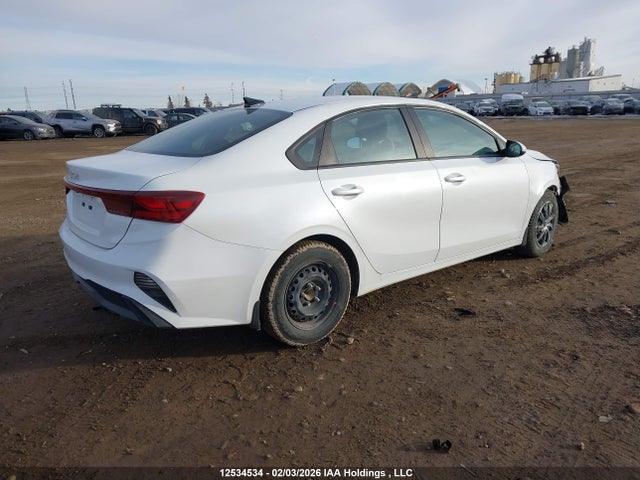 3KPF24AD4NE453422 KIA FORTE LX
