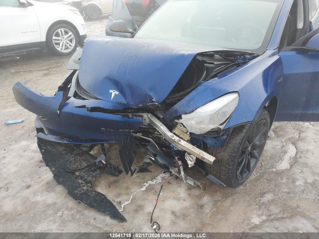 Продажа на аукционе авто 2023 Tesla Model 3, vin: LRW3E1EB6PC923569, номер лота: 12541719