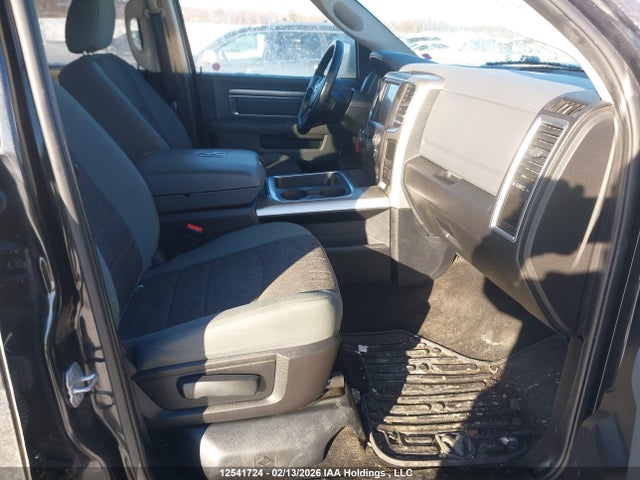 1C6RR7LG9GS293594 RAM 1500 Slt