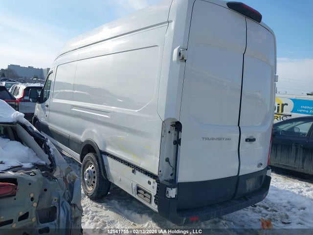 1FTBR3U84NKA25365 Ford Transit T-250