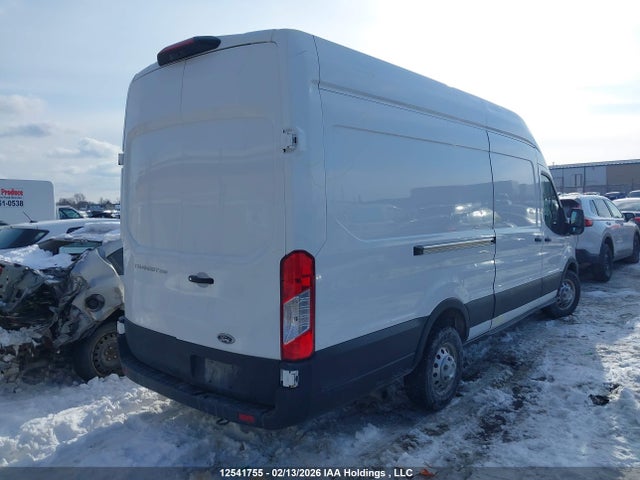 1FTBR3U84NKA25365 Ford Transit T-250