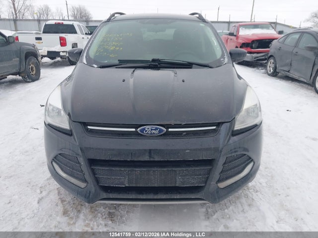 1FMCU0GX6EUC96299 Ford ESCAPE SE