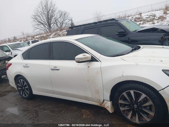 1N4AL3AP5JC258609 Nissan Altima 2.5 S/2.5 Sl Tech/2.5 Sv