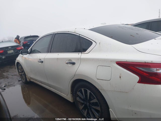 1N4AL3AP5JC258609 Nissan Altima 2.5 S/2.5 Sl Tech/2.5 Sv