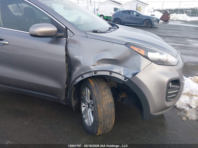 KNDPMCAC2H7223821 KIA Sportage Lx