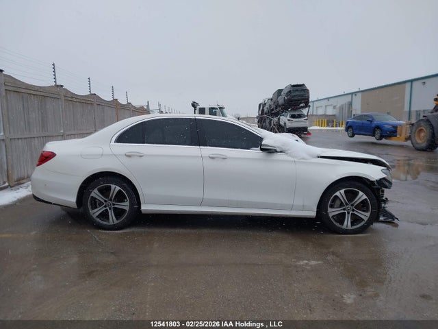WDDZF4KB0KA587251 Mercedes-Benz E 300 4matic
