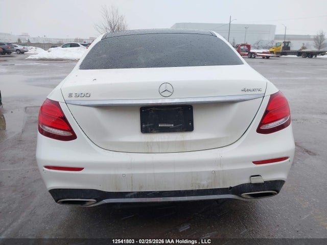 WDDZF4KB0KA587251 Mercedes-Benz E 300 4matic
