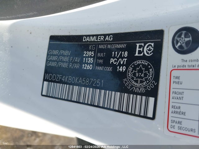 WDDZF4KB0KA587251 Mercedes-Benz E 300 4matic