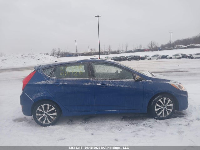 KMHCT5AE1HU311920 Hyundai ACCENT SE