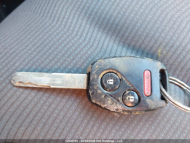 LUCGE8H51E3004140 Honda FIT LX