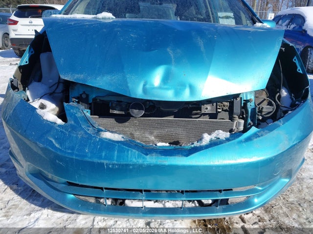 LUCGE8H51E3004140 Honda FIT LX