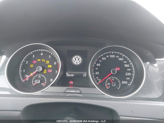3VWB17AU5JM271647 Volkswagen Golf 1.8 Tsi Comfortline/1.8 Tsi Highline/1.8 Tsi Trendline