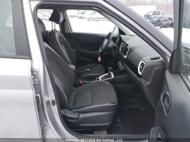 Продажа на аукционе авто 2022 Hyundai Venue Ultimate With Black Interior, vin: KMHRC8A35NU206870, номер лота: 12541830