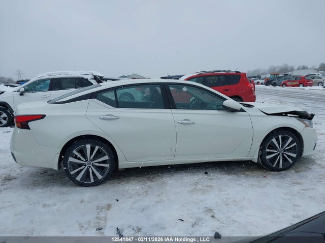 1N4BL4FW6MN304161 Nissan Altima 2.5 Platinum