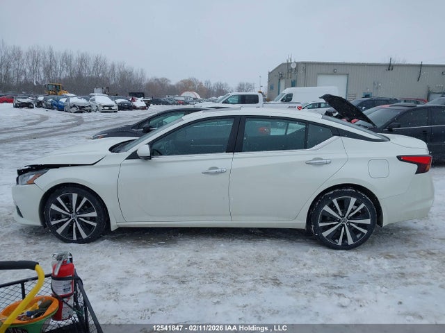 1N4BL4FW6MN304161 Nissan Altima 2.5 Platinum