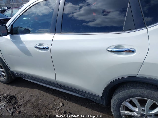 5N1AT2MT2KC706234 Nissan ROGUE S/SV