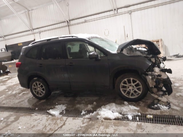 JF2SKEJC2LH555385 Subaru Forester Touring