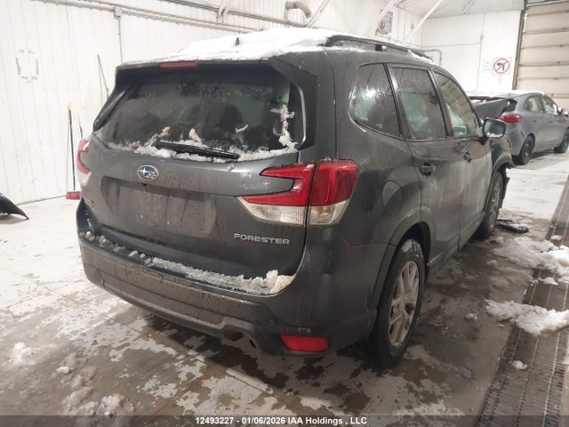 JF2SKEJC2LH555385 Subaru Forester Touring
