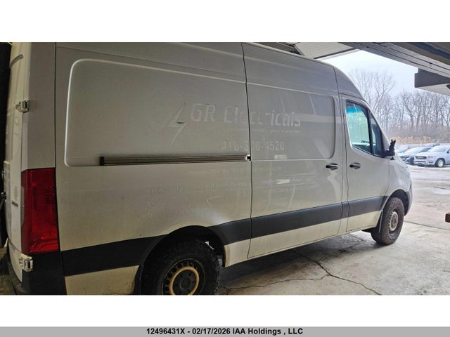 2019 Mercedes-benz Sprinter 2500 High Roof V6/standard Roof V6 მანქანა იყიდება აუქციონზე, vin: WD3BF0CD3KP050966, აუქციონის ნომერი: 12496431
