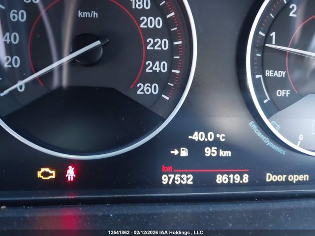 12541862 :رقم المزاد ، WBA8D9C53JA615928 vin ، 2018 Bmw 330i Xdrive مزاد بيع