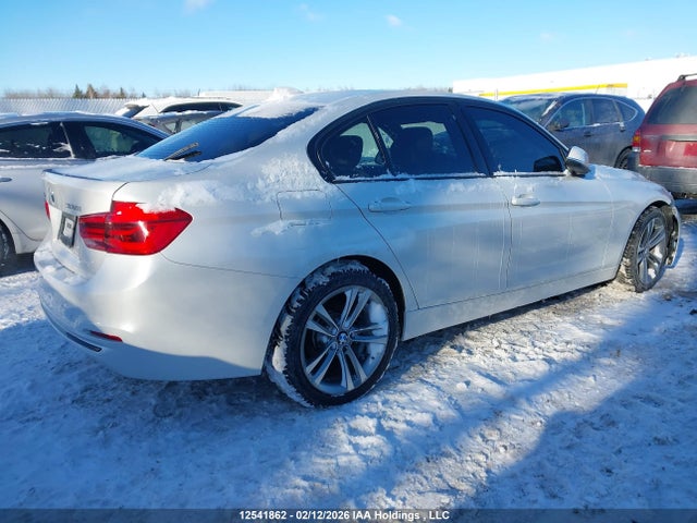 12541862 :رقم المزاد ، WBA8D9C53JA615928 vin ، 2018 Bmw 330i Xdrive مزاد بيع
