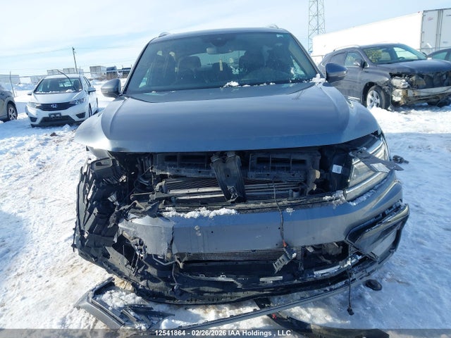 3VV4B7AX1LM133739 Volkswagen Tiguan Sel Premium R-line