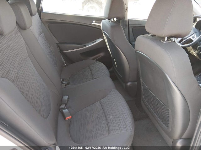 KMHCT5AE8HU349855 Hyundai ACCENT SE