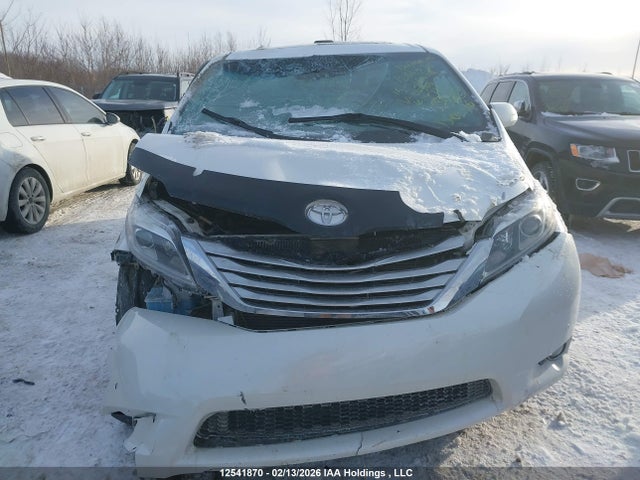 5TDDK3DC4FS107964 Toyota Sienna Xle/limited