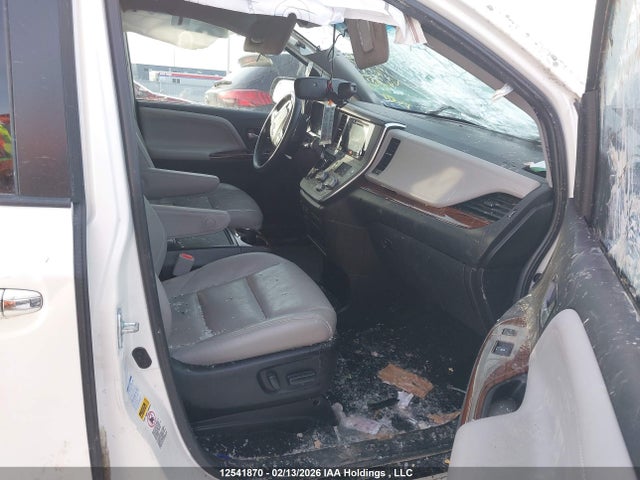 5TDDK3DC4FS107964 Toyota Sienna Xle/limited