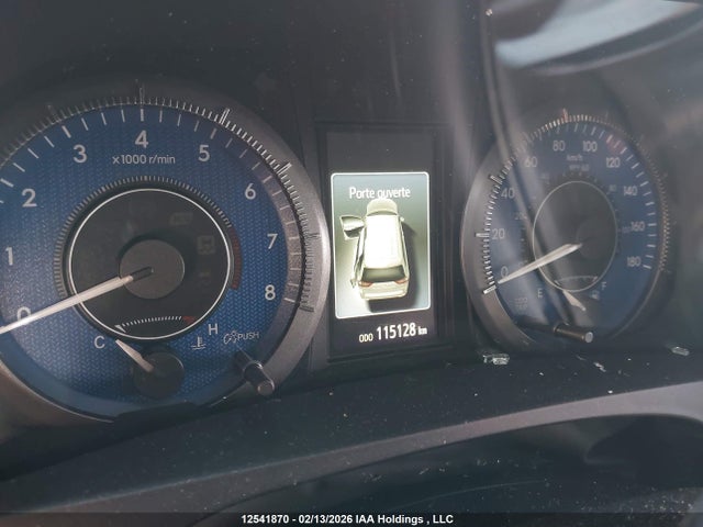 5TDDK3DC4FS107964 Toyota Sienna Xle/limited