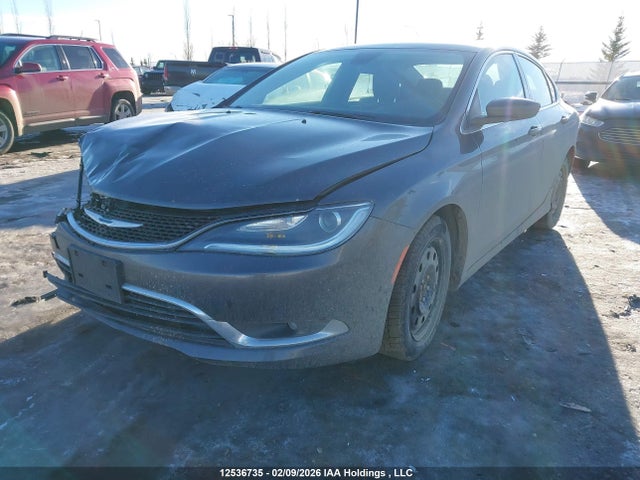 Chrysler 200 Limited 2016 1C3CCCAG5GN134876 Image 2