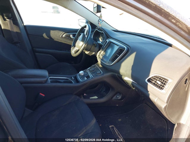 Chrysler 200 Limited 2016 1C3CCCAG5GN134876 Image 5