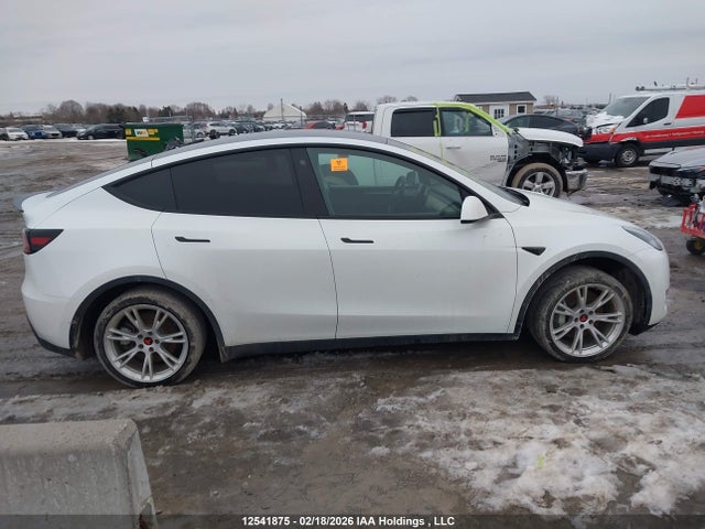 7SAYGAEE5PF586346 Tesla Model Y