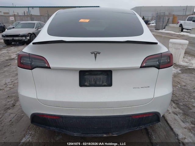 7SAYGAEE5PF586346 Tesla Model Y