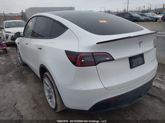 7SAYGAEE5PF586346 Tesla Model Y