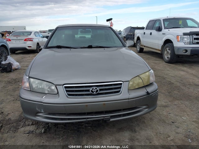 2000 Toyota Camry Ce/ce V6/le მანქანა იყიდება აუქციონზე, vin: JT2BG22K0Y0444014, აუქციონის ნომერი: 12541881