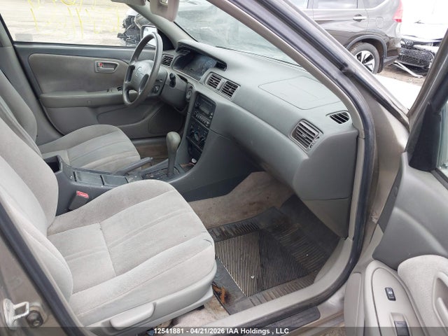 2000 Toyota Camry Ce/ce V6/le მანქანა იყიდება აუქციონზე, vin: JT2BG22K0Y0444014, აუქციონის ნომერი: 12541881