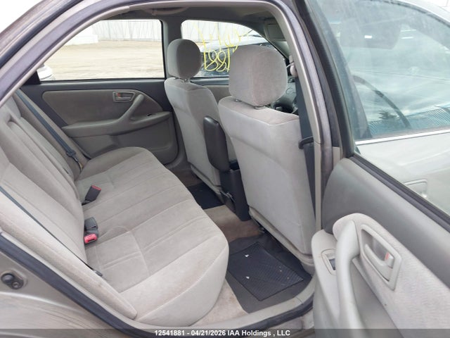 2000 Toyota Camry Ce/ce V6/le მანქანა იყიდება აუქციონზე, vin: JT2BG22K0Y0444014, აუქციონის ნომერი: 12541881