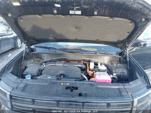 Auction sale of the 2025 Hyundai Santa Fe Preferred Hybrid Awd With Trend Package, vin: KM8P3DG13SU117574, lot number: 12541887