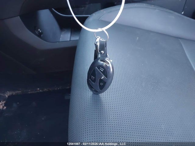 Auction sale of the 2025 Hyundai Santa Fe Preferred Hybrid Awd With Trend Package, vin: KM8P3DG13SU117574, lot number: 12541887