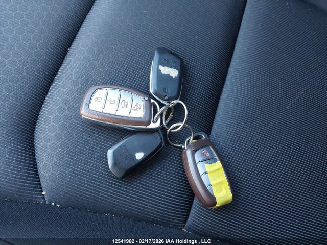 KMHD84LF0JU616904 Hyundai Elantra Gl Se