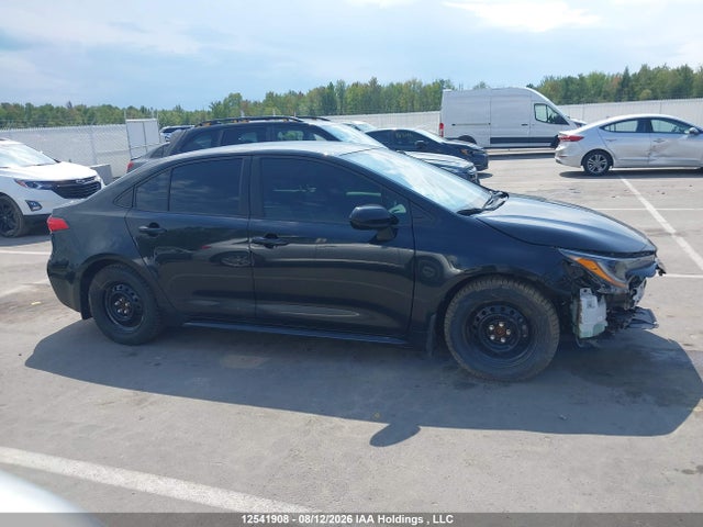 Toyota Corolla 2022 JTDBAMDE3NJ036043 Image 13