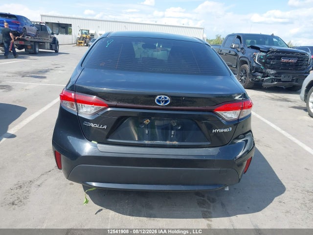Toyota Corolla 2022 JTDBAMDE3NJ036043 Image 16