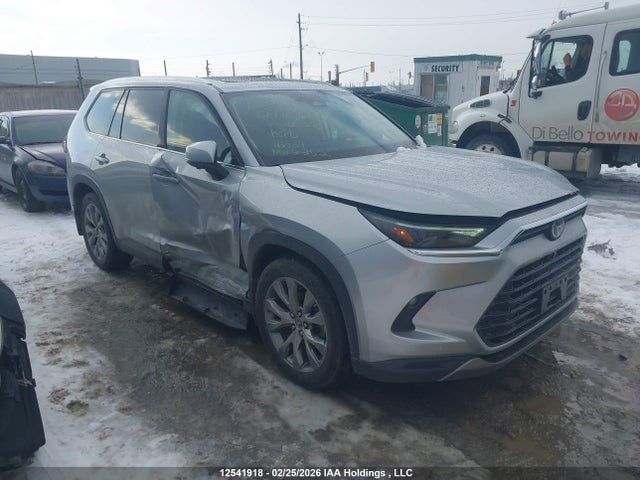 2024 Toyota Grand Highlander Hybrid Limited მანქანა იყიდება აუქციონზე, vin: 5TDACAB56RS000296, აუქციონის ნომერი: 12541918