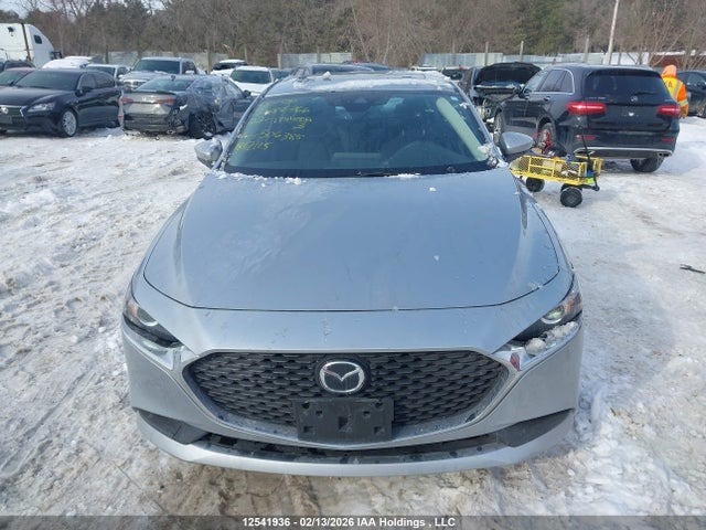 JM1BPACL8N1506385 Mazda Mazda3 Gs