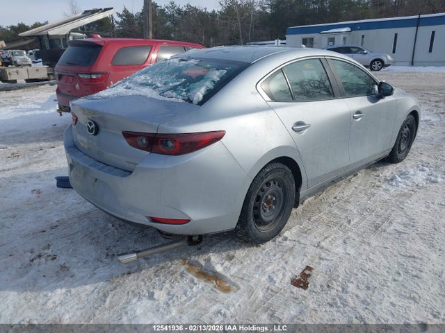 JM1BPACL8N1506385 Mazda Mazda3 Gs