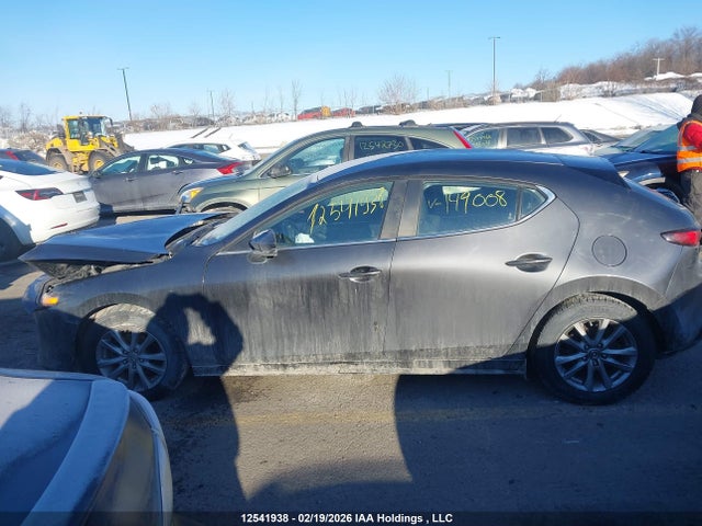 JM1BPALM3L1149008 Mazda MAZDA3