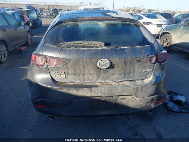 JM1BPALM3L1149008 Mazda MAZDA3