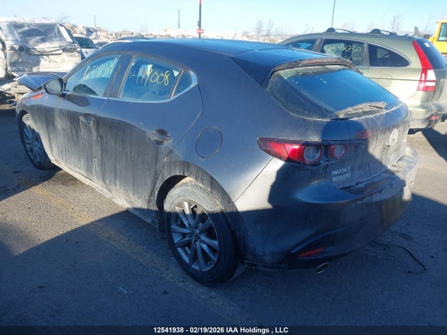 JM1BPALM3L1149008 Mazda MAZDA3