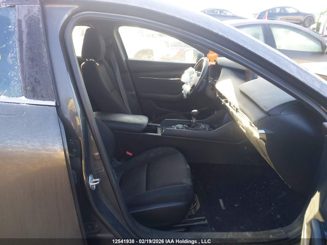 JM1BPALM3L1149008 Mazda MAZDA3